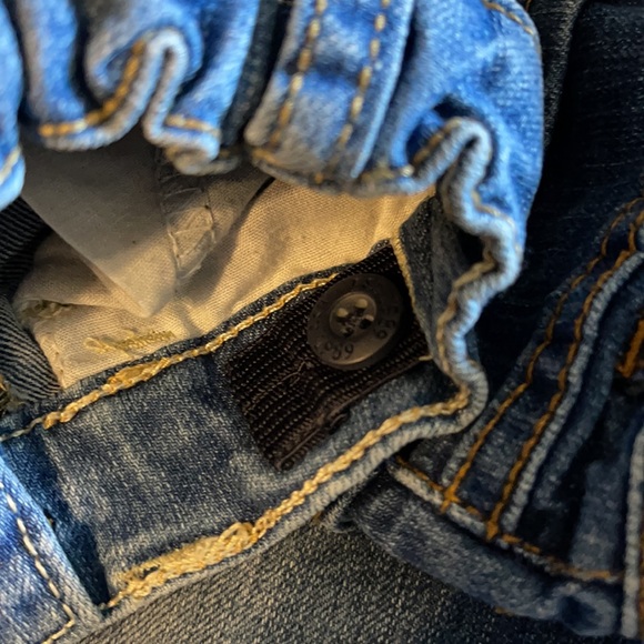 Children’s Place Blue Jeans - Picture 4 of 5